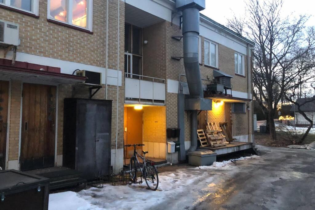 Yksioe 1 Km Jokirannasta Foeriltae/ 2 Km Torilta Apartman Turku Kültér fotó